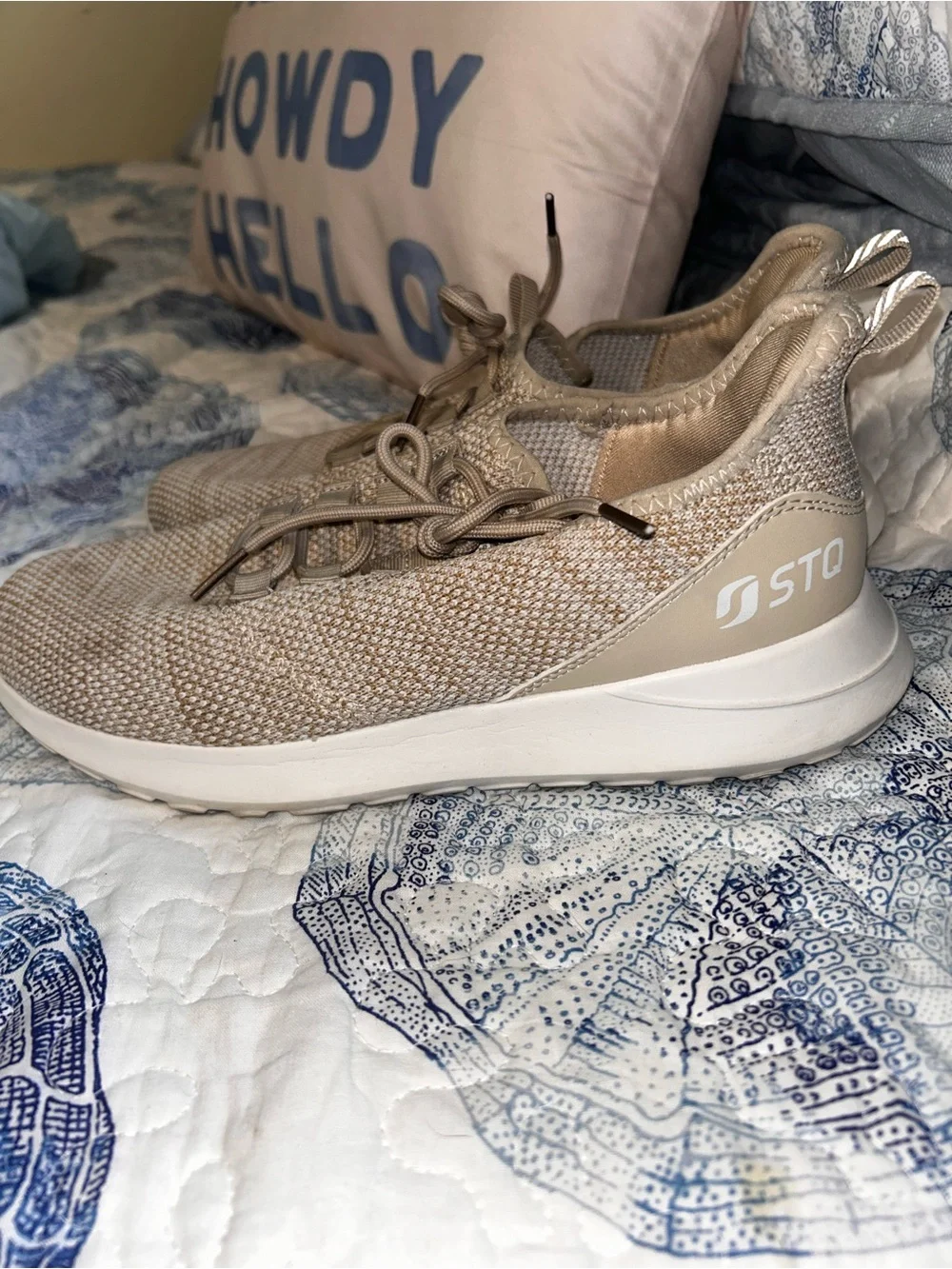 Casual Knit Lace-Up Sneakers in Beige - Women